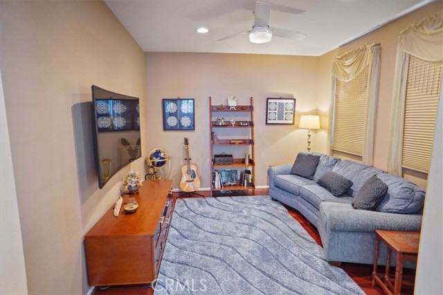 MLS #SR25167530 image #4