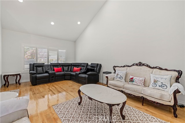 MLS #SR25167543 image #11