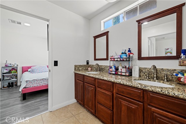 MLS #SR25167543 image #32