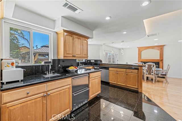 MLS #SR25167543 image #6