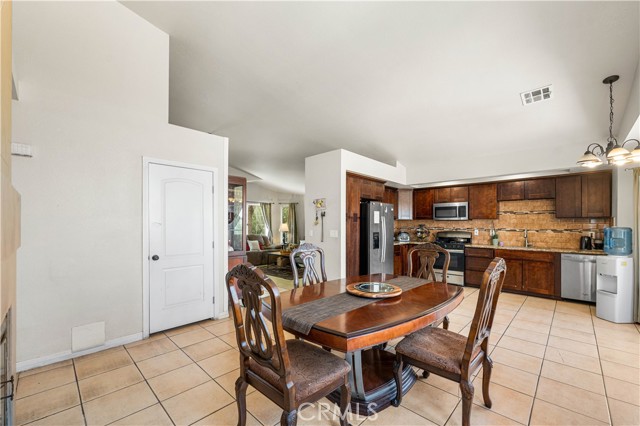 MLS #SR25167573 image #5