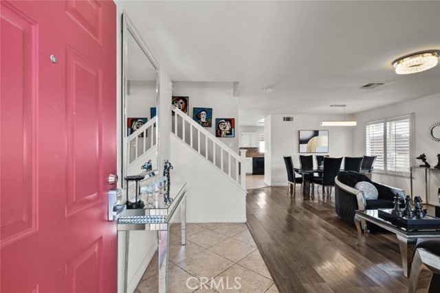 MLS #SR25167989 image #1