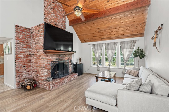 MLS #SR25168050 image #0
