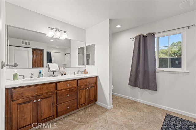 MLS #SR25168050 image #8