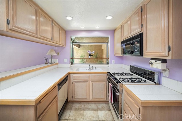 MLS #SR25168127 image #14