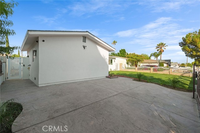 MLS #SR25168175 image #2