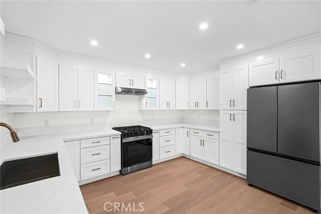 MLS #SR25168175 image #5