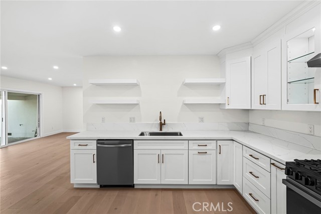 MLS #SR25168175 image #6