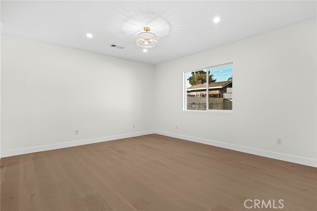 MLS #SR25168175 image #9