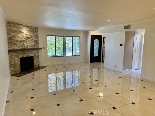 MLS #SR25168621 image #5