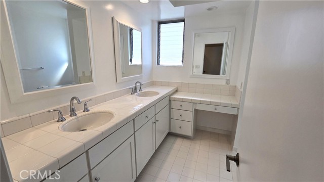 MLS #SR25168749 image #16