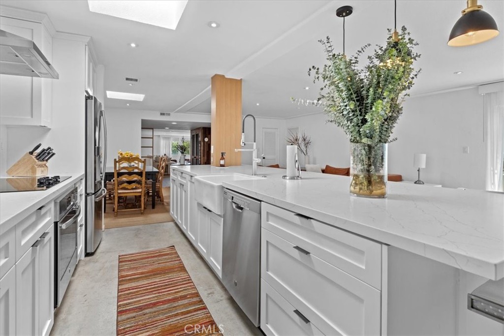 MLS #SR25169311 image #11