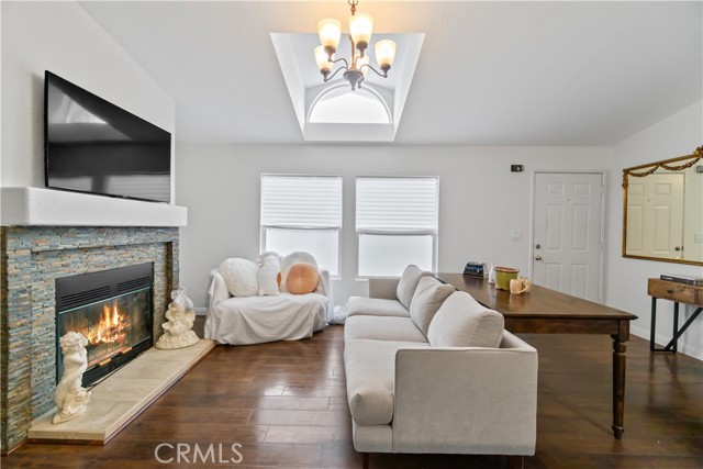 MLS #SR25169959 image #4