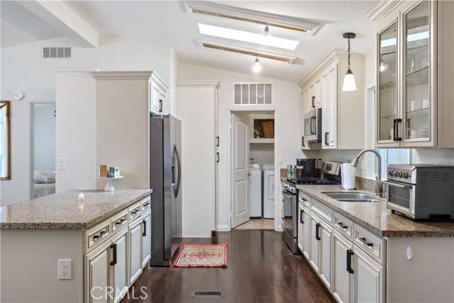 MLS #SR25169959 image #8