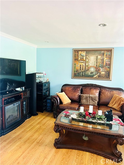 MLS #SR25170963 image #11