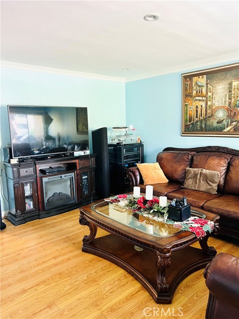 MLS #SR25170963 image #12