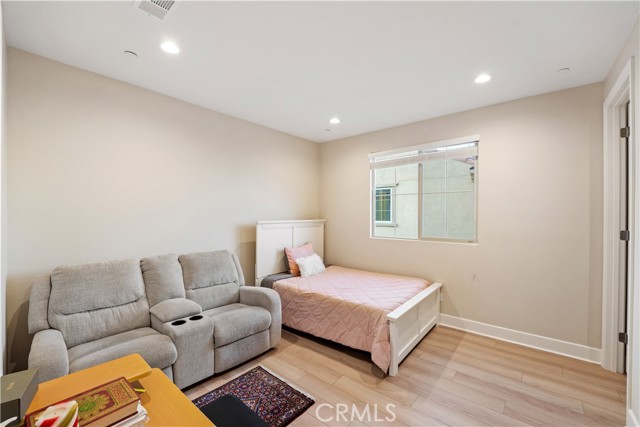 MLS #SR25171595 image #33