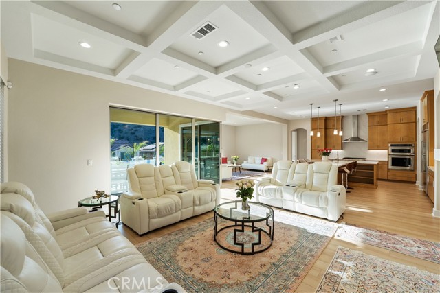 MLS #SR25171595 image #9