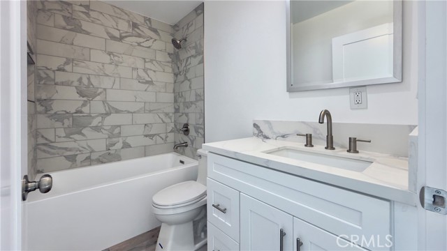 MLS #SR25171796 image #12