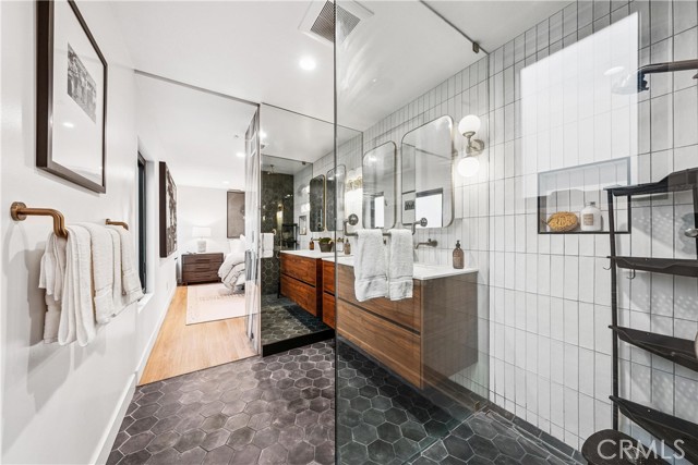 MLS #SR25172193 image #31