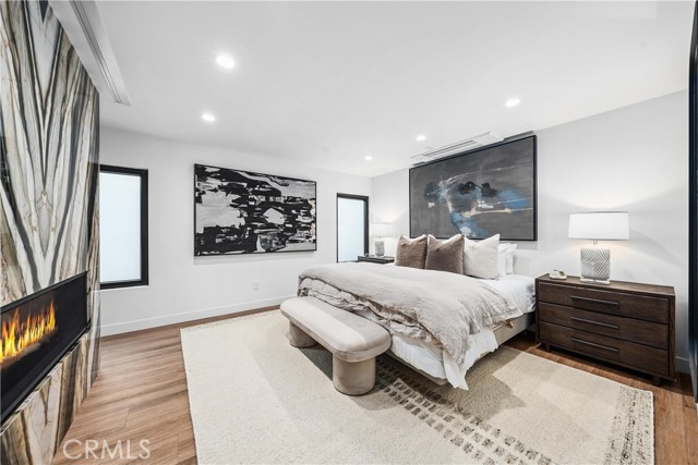 MLS #SR25172193 image #8