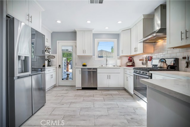 MLS #SR25172325 image #1