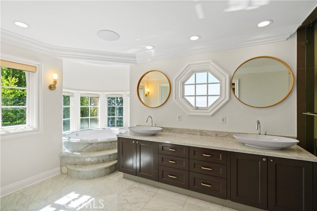 MLS #SR25172408 image #31