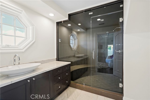 MLS #SR25172408 image #32