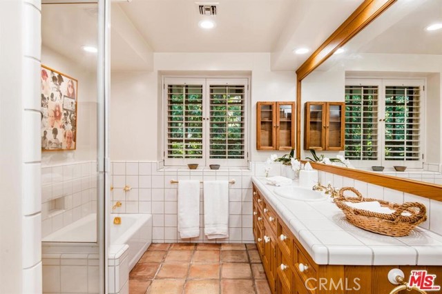 MLS #SR25172694 image #11