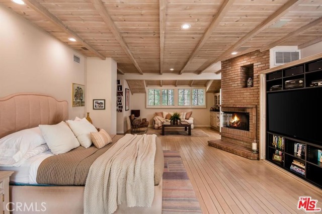 MLS #SR25172694 image #8