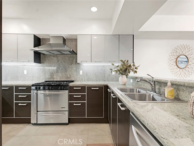 MLS #SR25172924 image #6