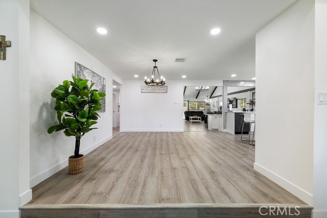 MLS #SR25173333 image #14