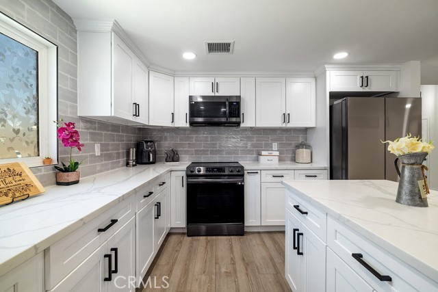 MLS #SR25173333 image #16