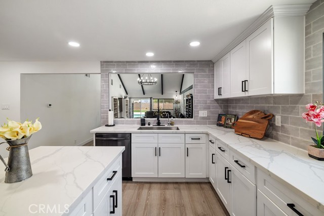 MLS #SR25173333 image #17