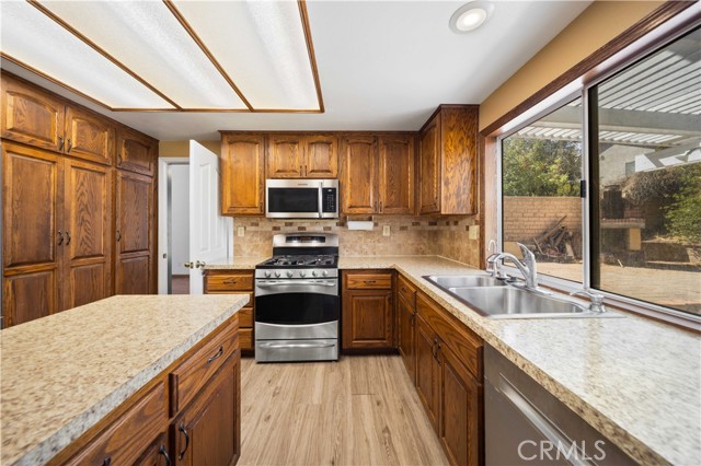 MLS #SR25173802 image #11