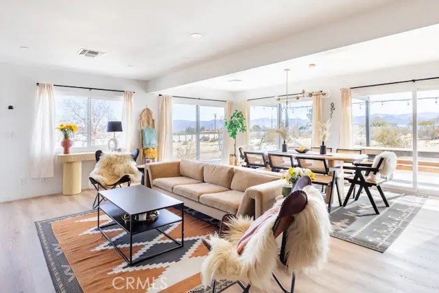 MLS #SR25175073 image #9