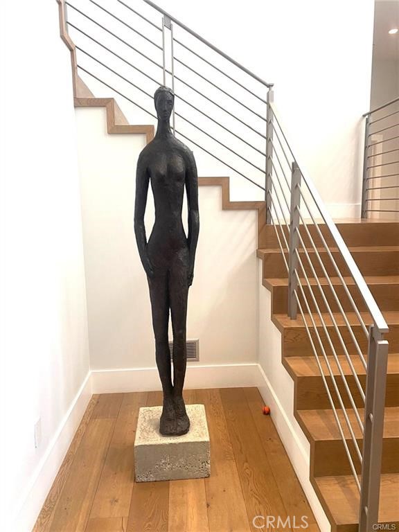 MLS #SR25175108 img 5