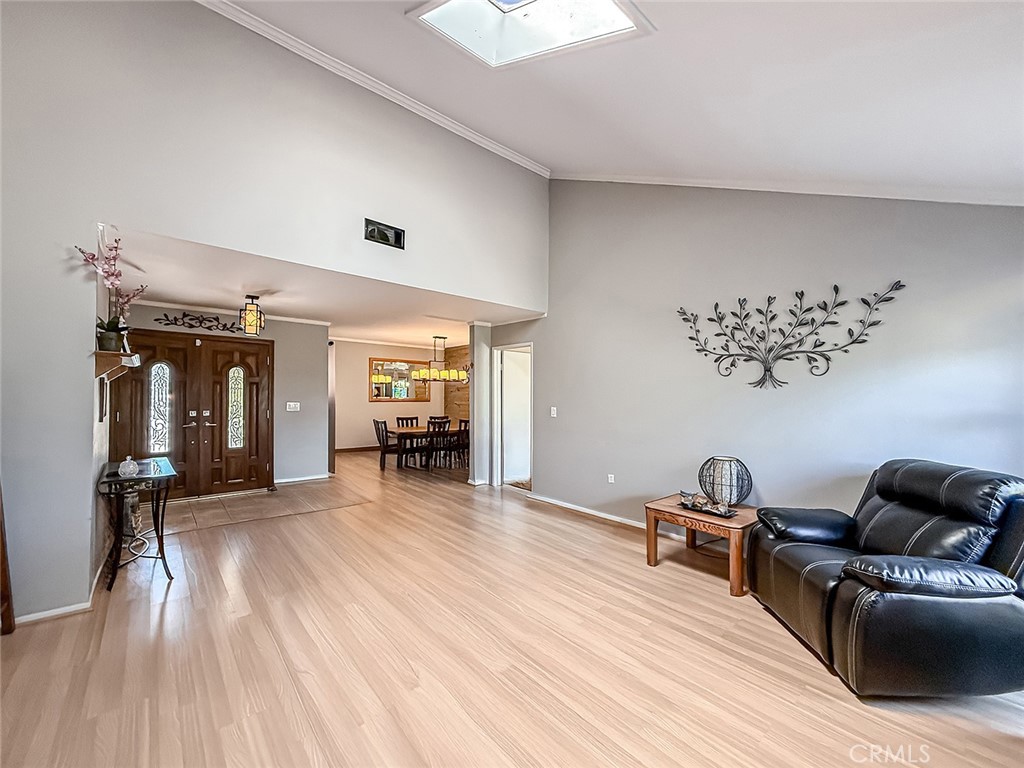 MLS #SR25175323 image #3