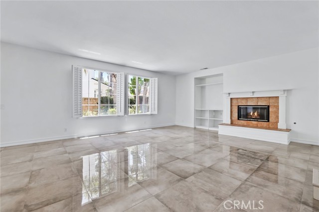 MLS #SR25175355 image #10