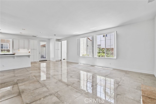 MLS #SR25175355 image #12