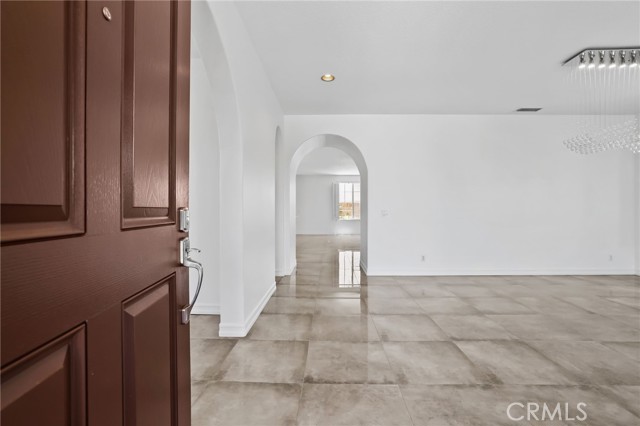 MLS #SR25175355 image #3