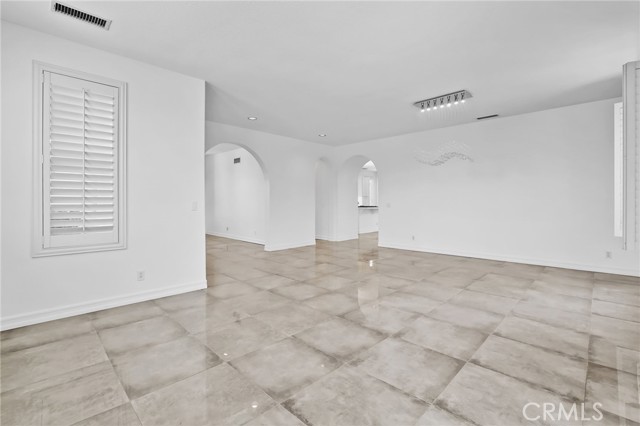 MLS #SR25175355 image #6