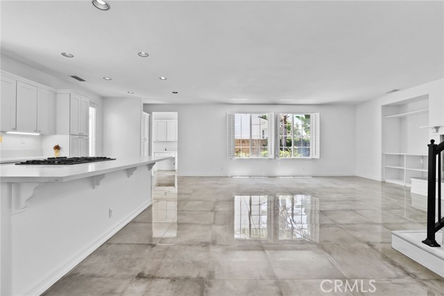 MLS #SR25175355 image #8