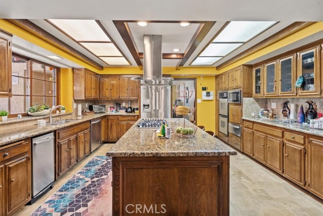 MLS #SR25175655 image #10