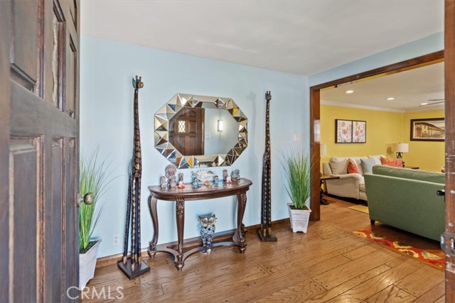 MLS #SR25175655 image #4