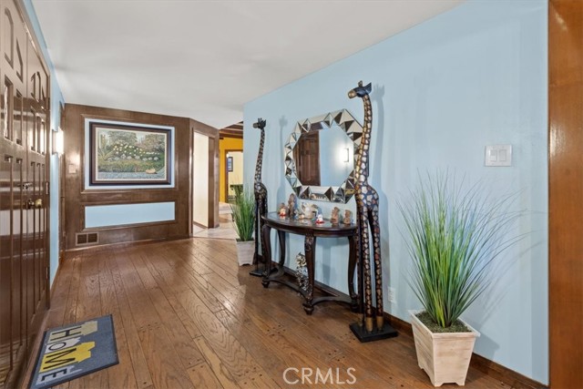 MLS #SR25175655 image #8