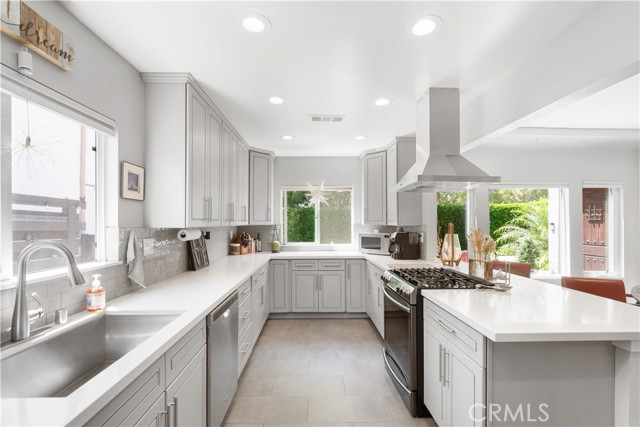 MLS #SR25175774 image #11