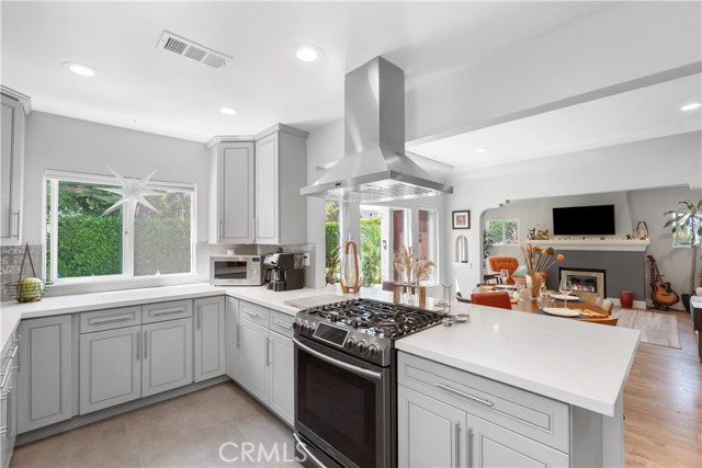 MLS #SR25175774 image #12