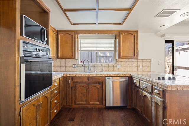 MLS #SR25176155 image #8