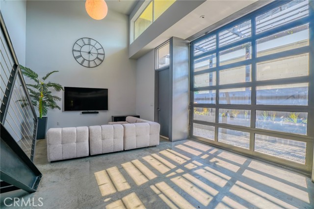 MLS #SR25177129 image #1